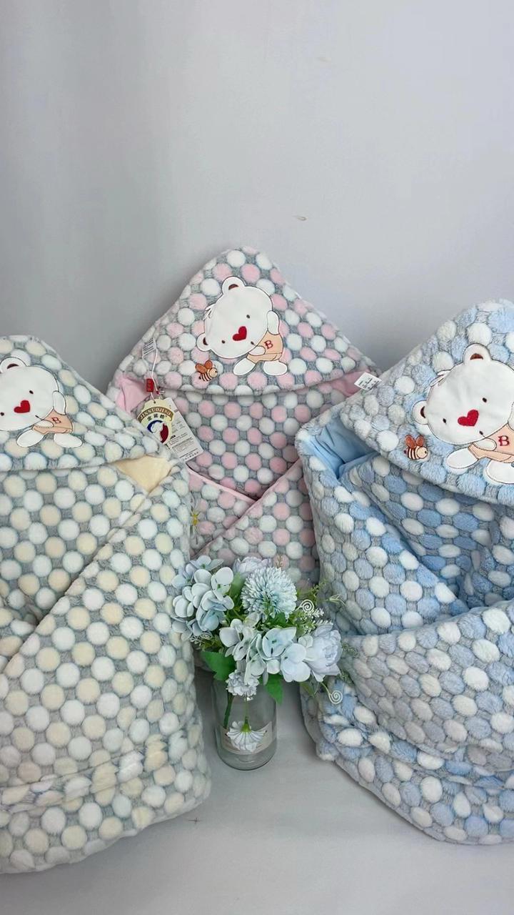 Polka Dot Bear Baby Blanket Wrap – Ultra-Soft Newborn Swaddle in Beige, Pink & Blue