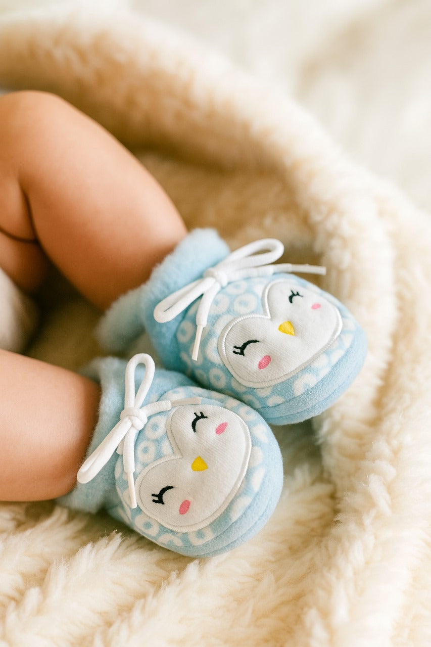 Adorable Blue Owl Baby Booties – Soft Plush Newborn Shoes