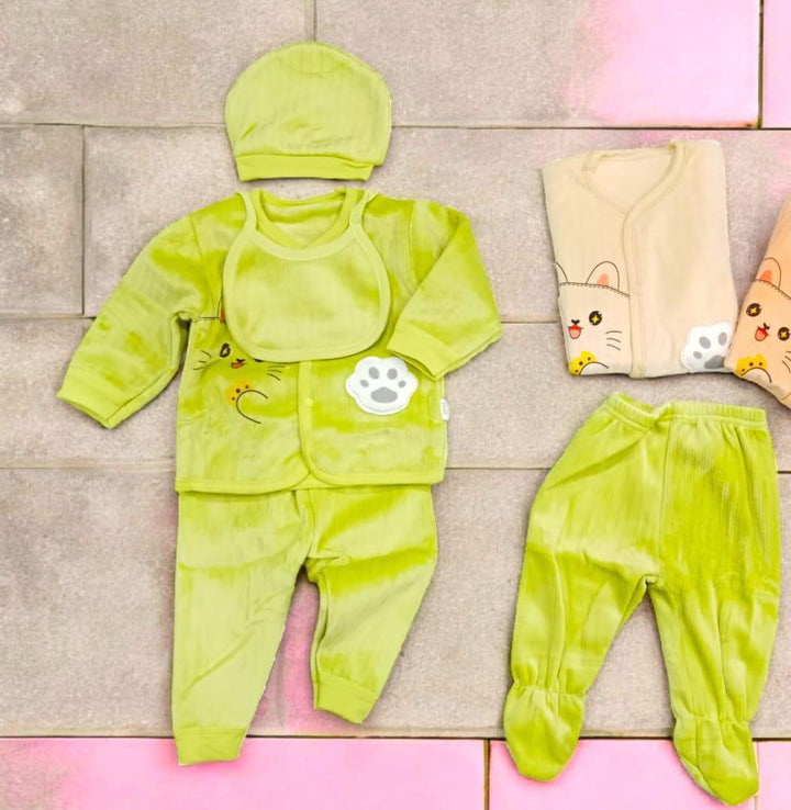 Newborn Baby Winter Clothes Set – 4-Piece Velvet Outfit with Hat, Bib, Shirt & Footed Pants